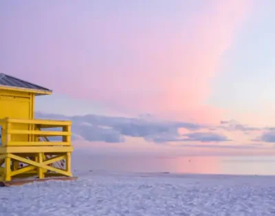 Charming Beach Town Retreat – Pvt rm